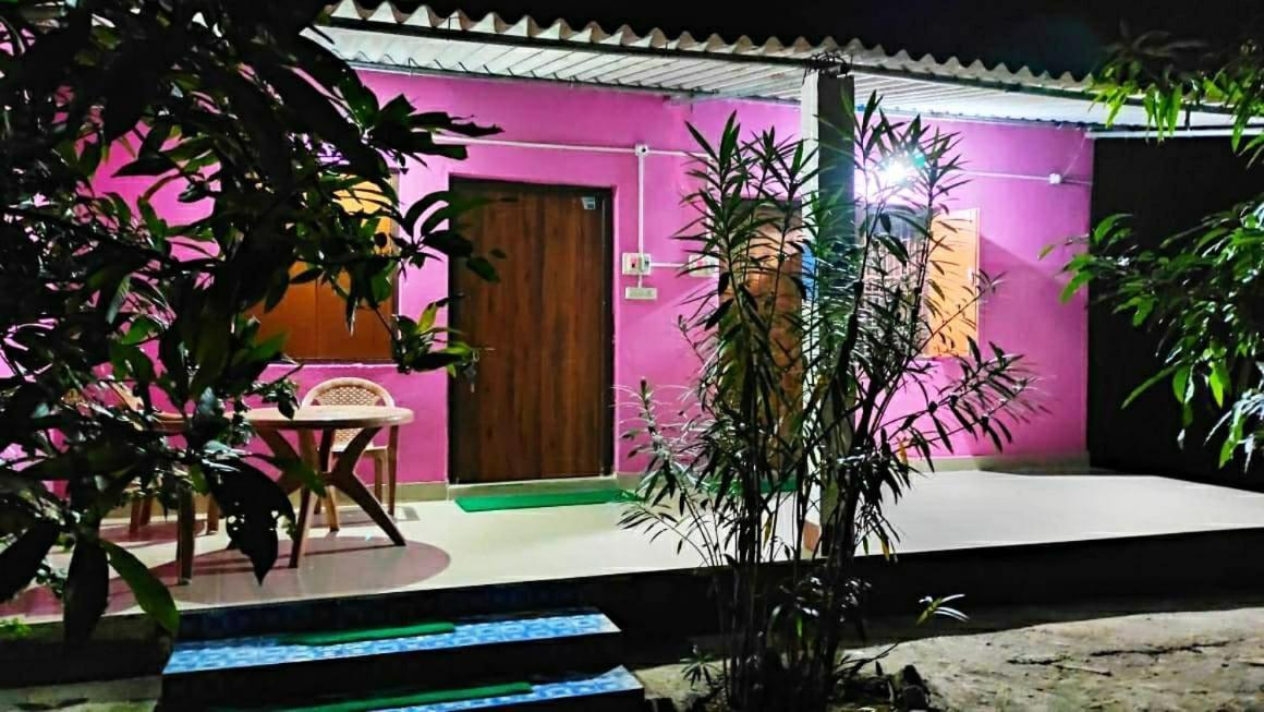 Estuarine Village Resort Sātabhāya Eksteriør bilde