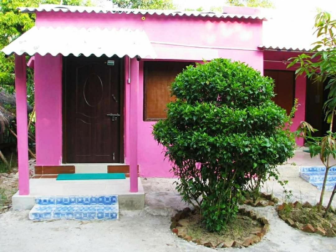 Estuarine Village Resort Sātabhāya Eksteriør bilde