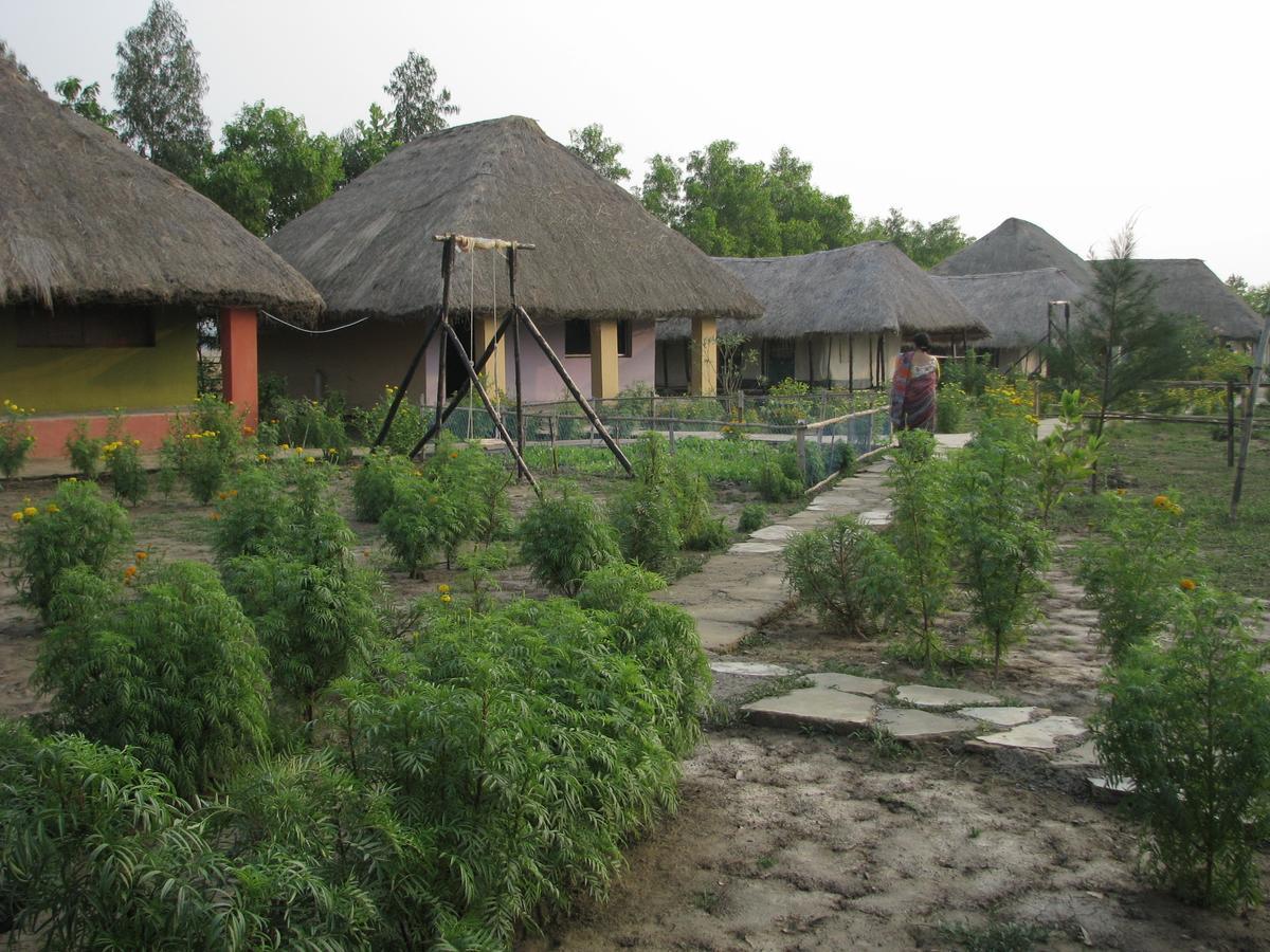 Estuarine Village Resort Sātabhāya Eksteriør bilde