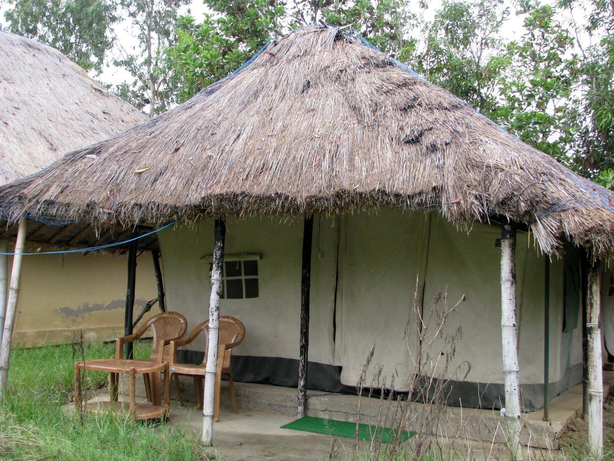Estuarine Village Resort Sātabhāya Eksteriør bilde