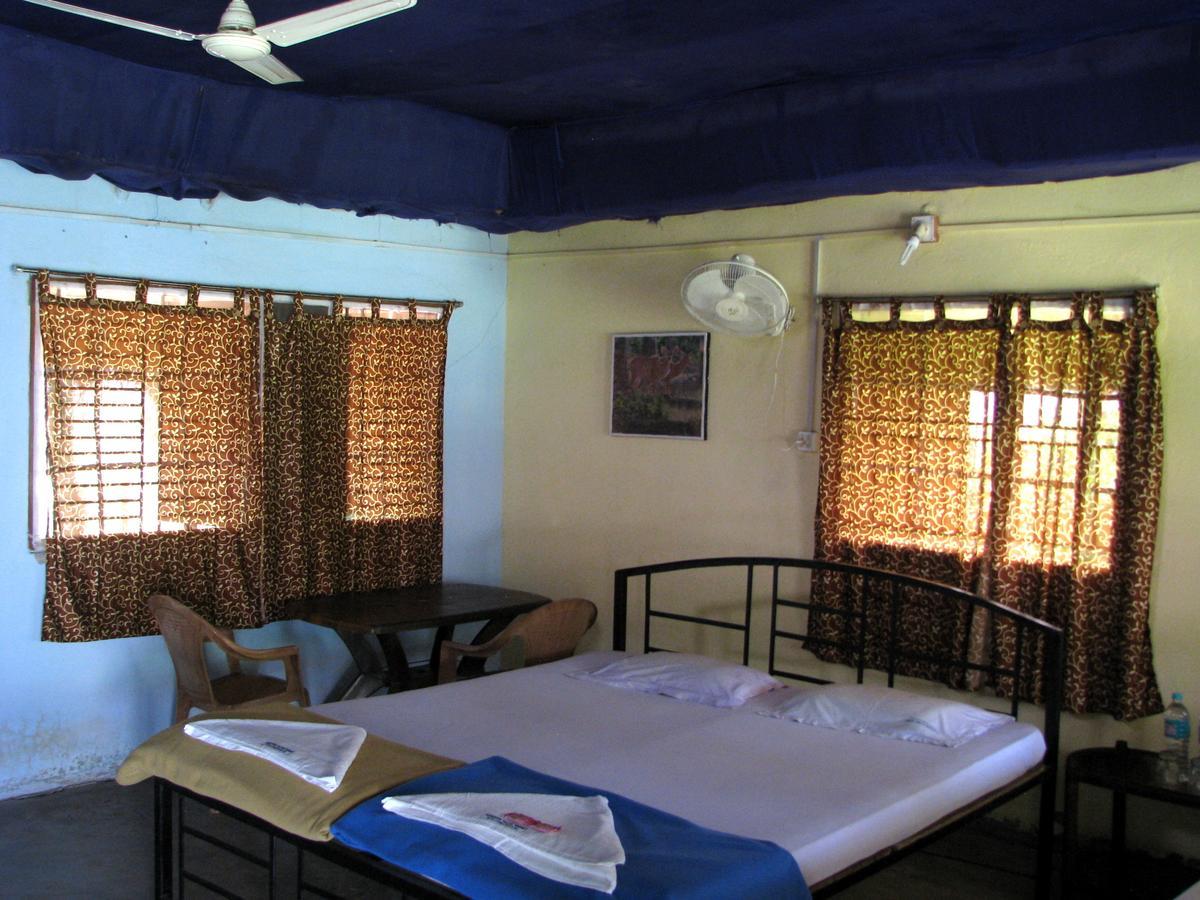 Estuarine Village Resort Sātabhāya Eksteriør bilde