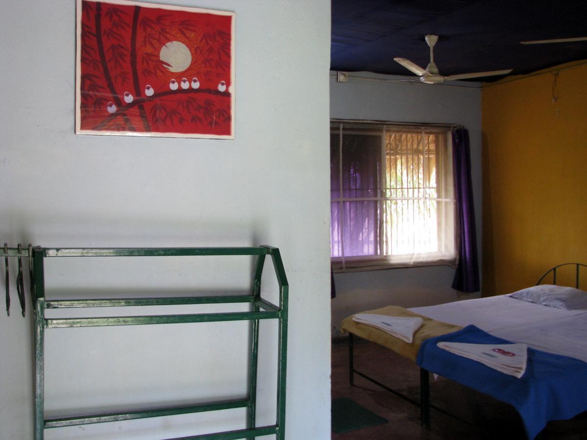 Estuarine Village Resort Sātabhāya Eksteriør bilde